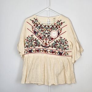 Umgee boutique embroidered holiday blouse, NWT, size large,